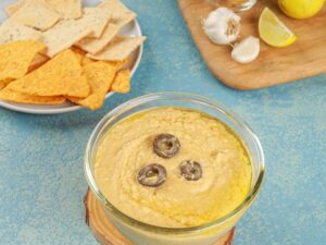 Pluckk Classic Hummus Dip Cut