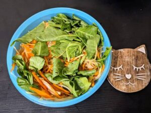 Pluckk Thai Som Tam Salad (Ready to Eat) Cut