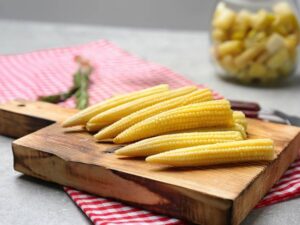 Baby Corn Unpeeled